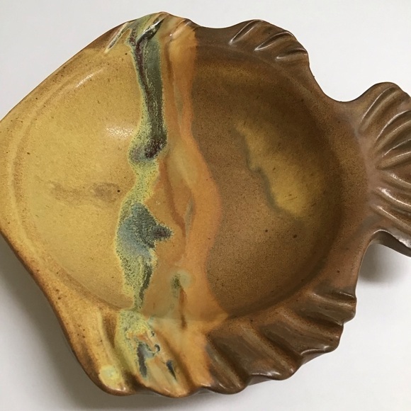 Studio Pottery SIGNED Fish Dish Plate Large Earth Tones Stoneware Florida Beach - Picture 9 of 14